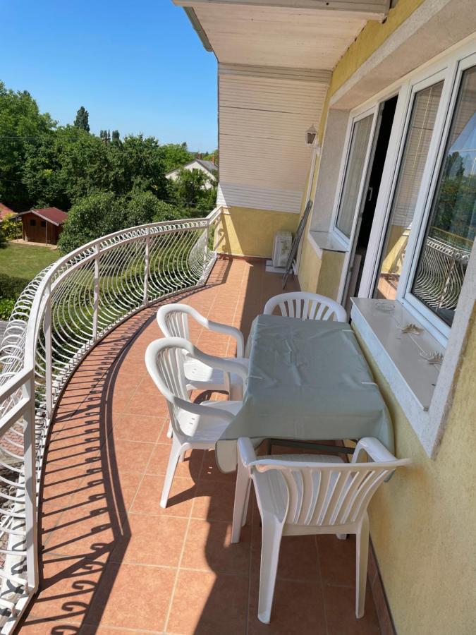 Esther Apartman Gyenesdias Exterior photo